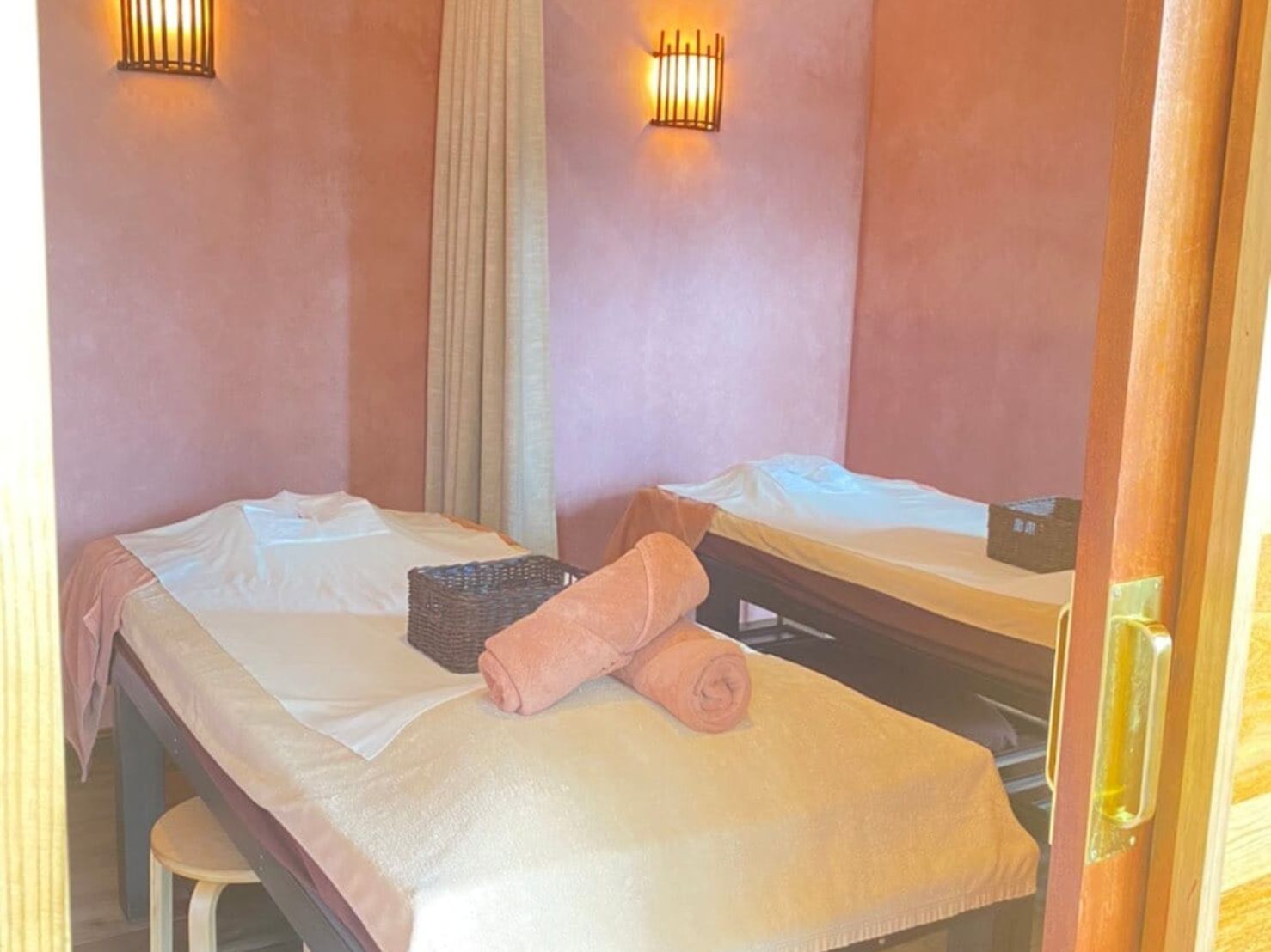 Our Treatments | Traditional Thai Massage